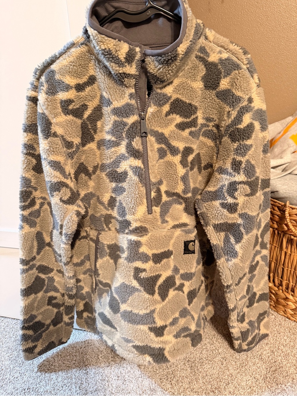 Carhartt mens Fleece Pullover Jacket in Gray Camo